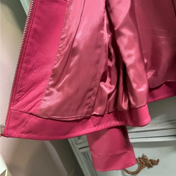 Valerie Stevens Vibrant Pink Leather Jacket - Picture 8 of 15